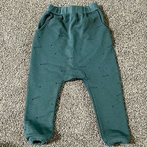 RED CARIBOU pants size 9-12 months. Never worn.